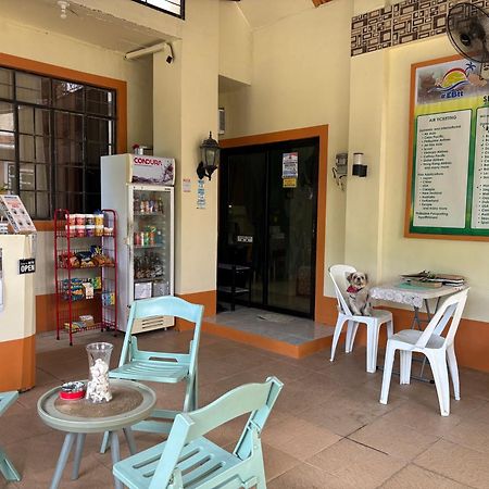 Andresas Homestay Лобок Екстериор снимка