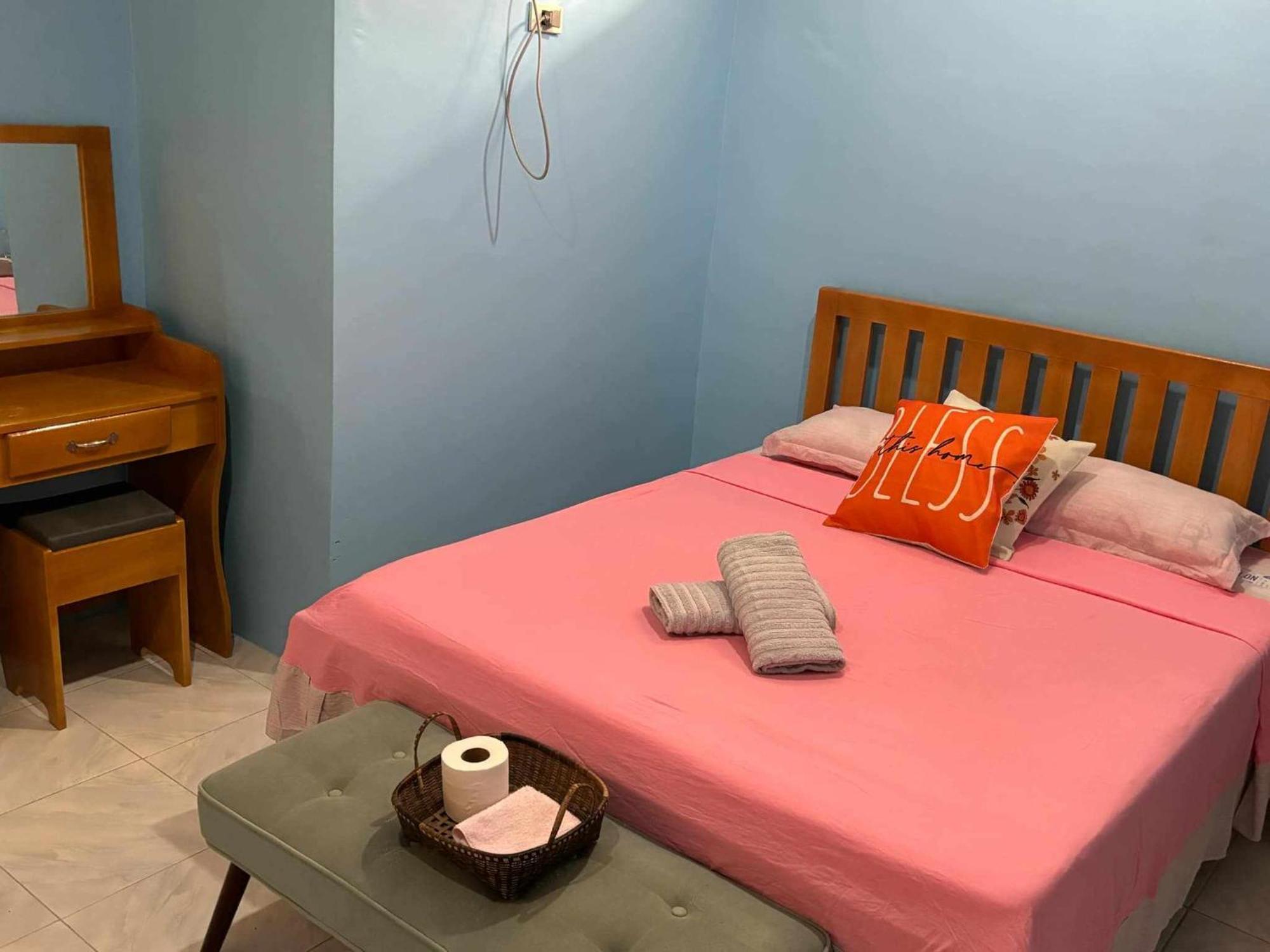 Andresas Homestay Лобок Екстериор снимка