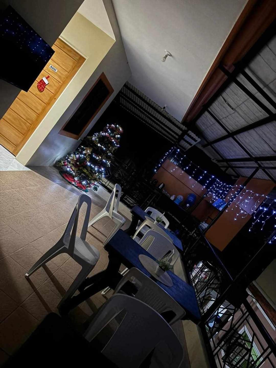 Andresas Homestay Лобок Екстериор снимка