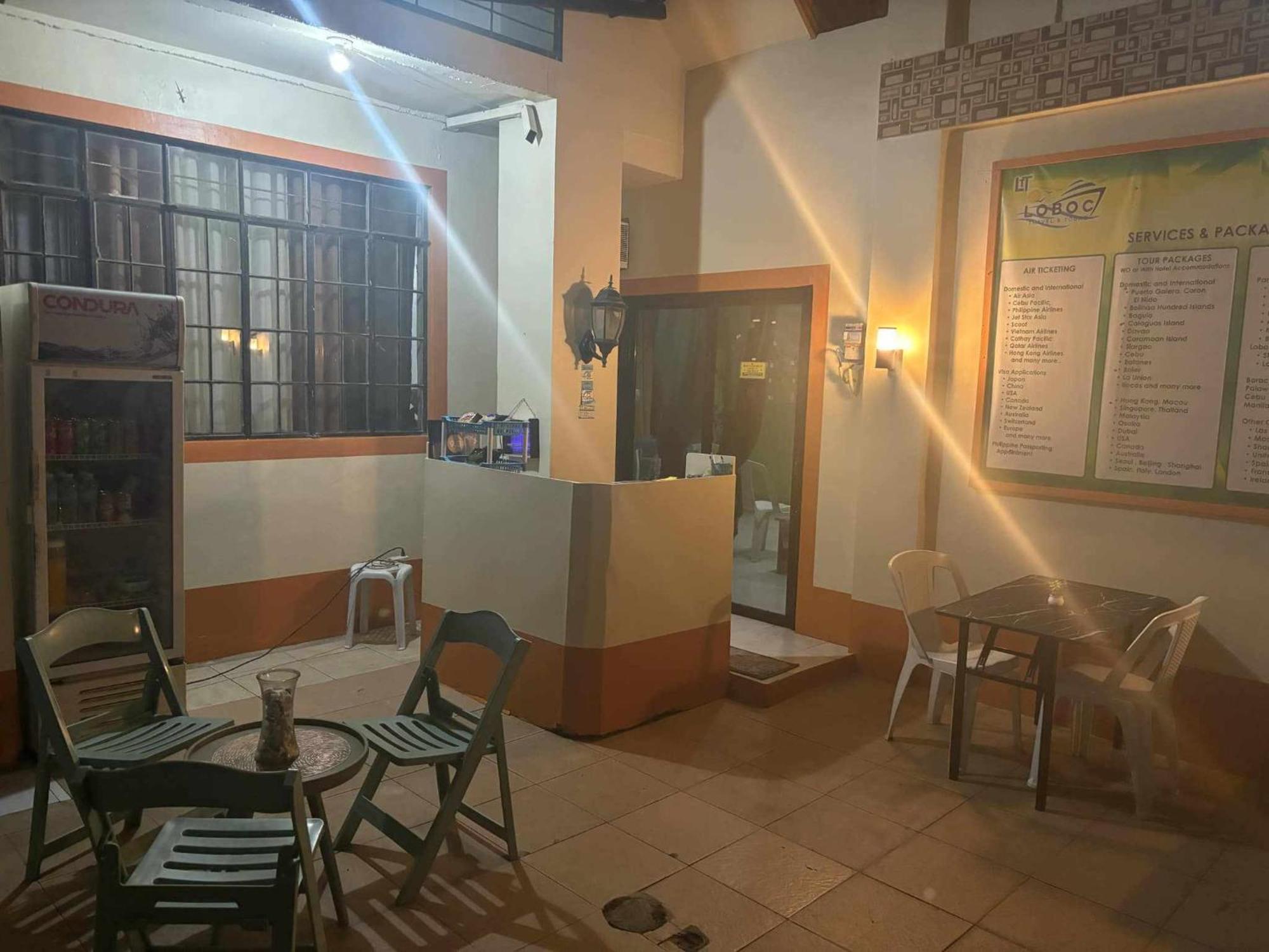 Andresas Homestay Лобок Екстериор снимка