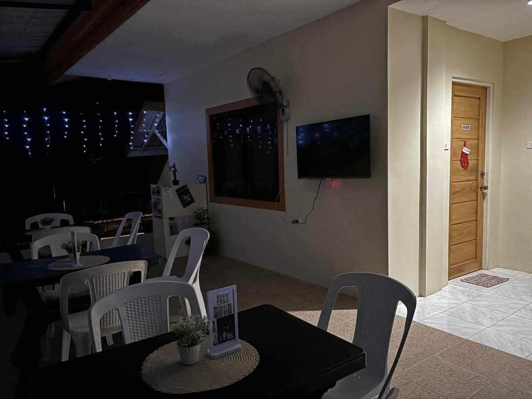 Andresas Homestay Лобок Екстериор снимка