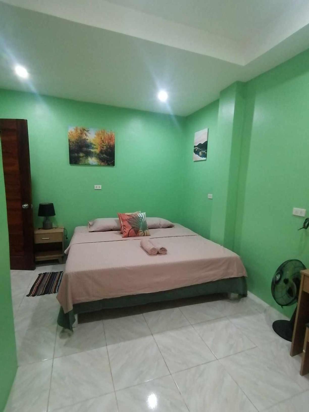 Andresas Homestay Лобок Екстериор снимка